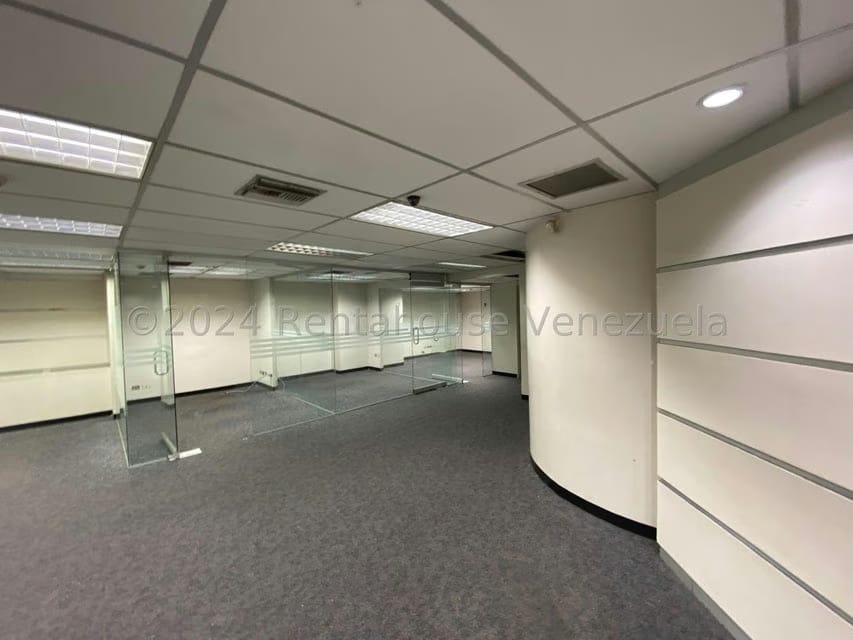 Comercial (Local Comercial) en Venta en San Bernardino, Distrito Metropolitano - 12