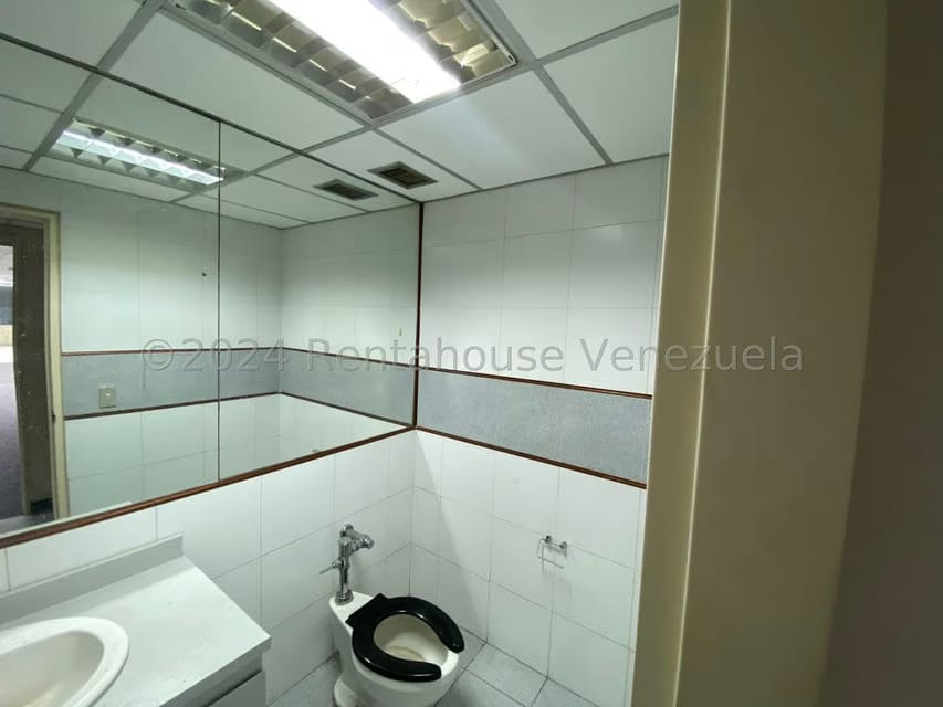 Comercial (Local Comercial) en Venta en San Bernardino, Distrito Metropolitano - 13