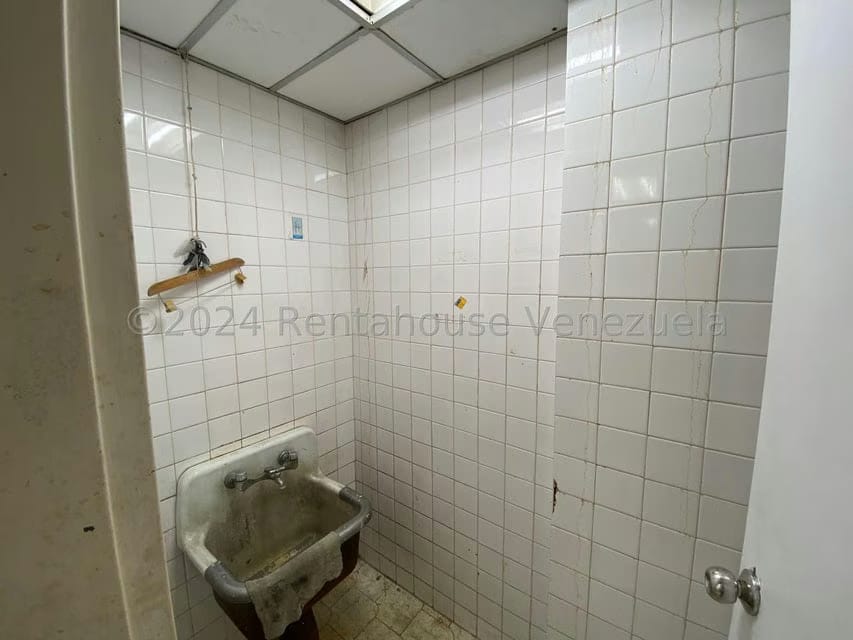 Comercial (Local Comercial) en Venta en San Bernardino, Distrito Metropolitano - 23