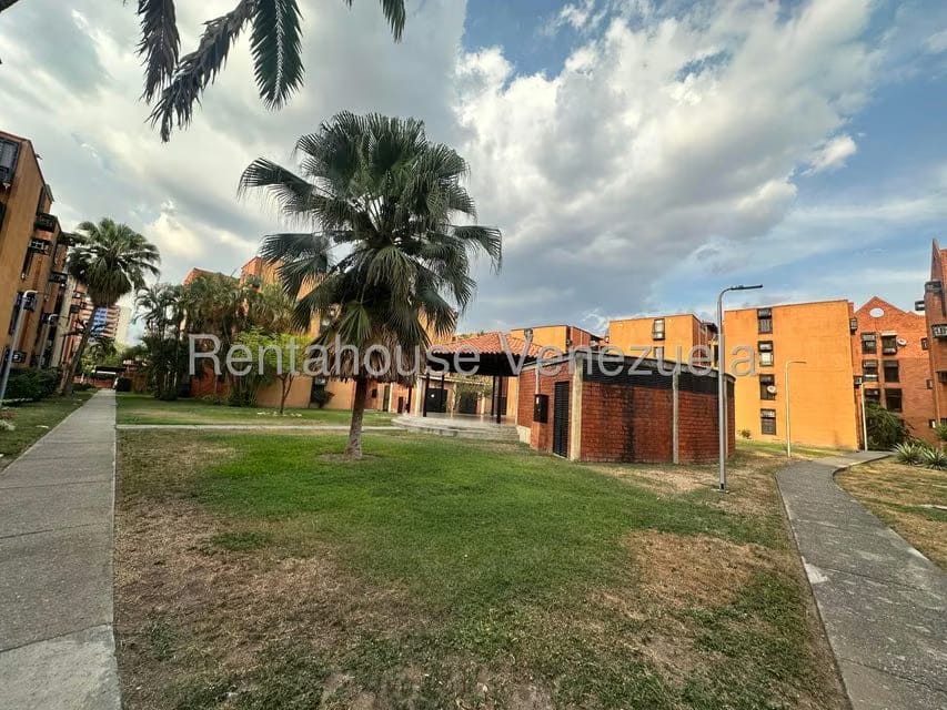 Apartamento (1 Nivel) en Alquiler en Base Aragua, Aragua - 25