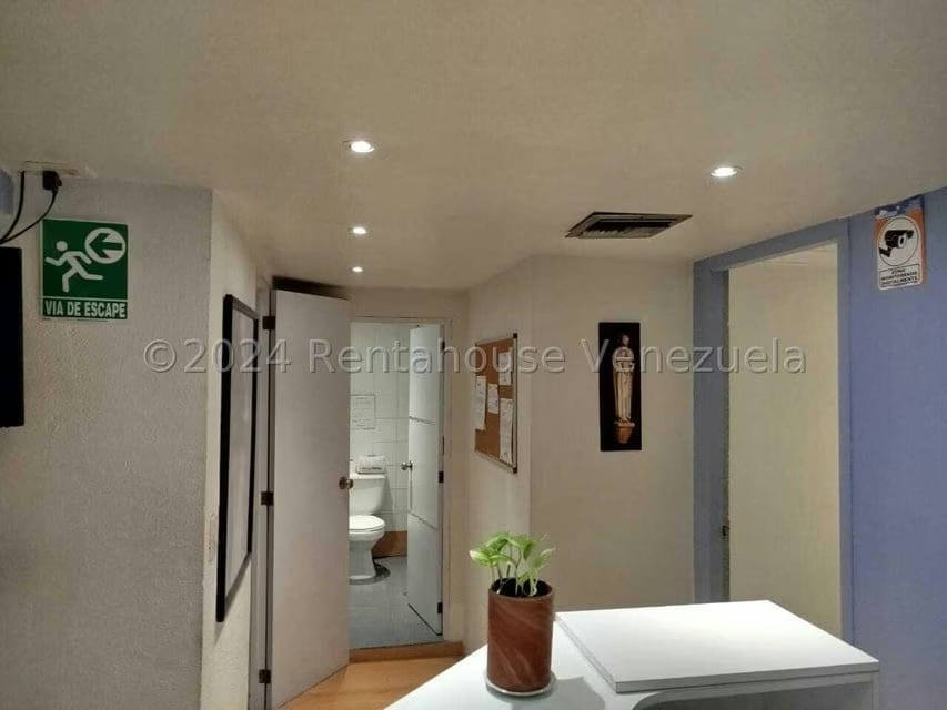 Comercial (Consultorio Medico) en Alquiler en La California Norte, Distrito Metropolitano - 12