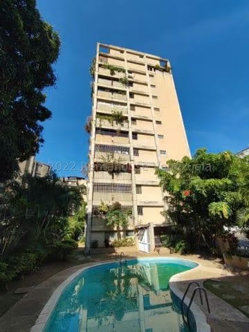 APARTAMENTO EN VENTA – ELENA MARIN NOBREGA