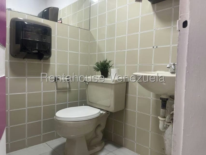 Negocios y Empresas (Belleza y Salud) en Venta en Zona Este, Lara - 13