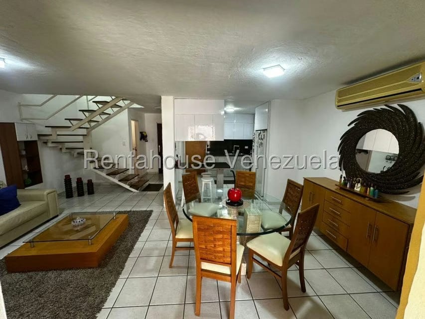 Casa (Duplex) en Venta en Plaza Antigua, Portuguesa - 4