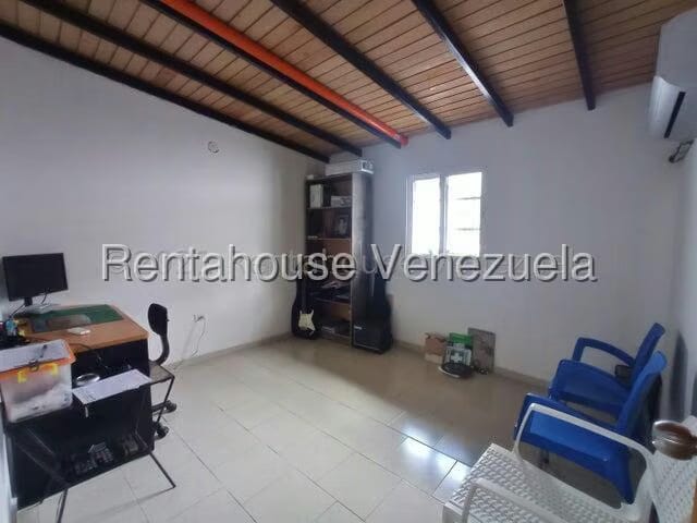 Comercial (Galpon - Deposito) en Venta en El Limon, Aragua - 22