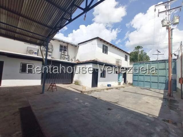 Comercial (Galpon - Deposito) en Venta en El Limon, Aragua - 4