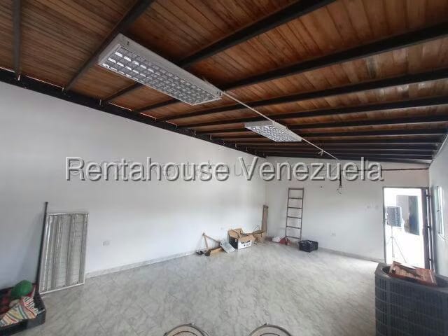Comercial (Galpon - Deposito) en Venta en El Limon, Aragua - 32