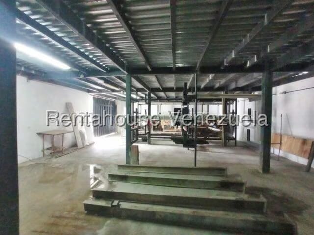 Comercial (Galpon - Deposito) en Venta en El Limon, Aragua - 44