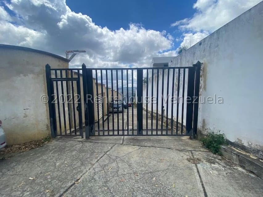 Casa (Multipes Niveles) en Venta en Caicaguana, Distrito Metropolitano - 2