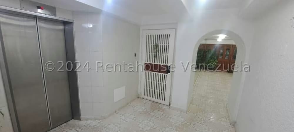 Apartamento (1 Nivel) en Venta en Montalban II, Distrito Metropolitano - 3