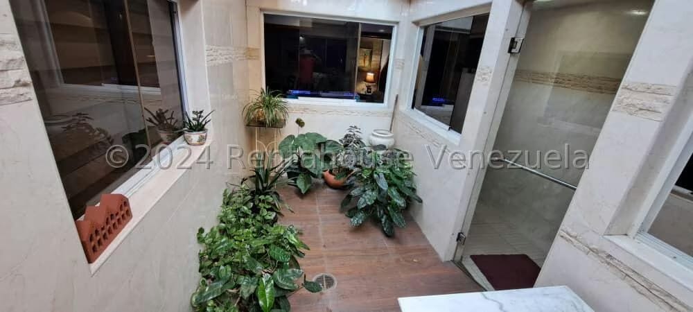 Apartamento (1 Nivel) en Venta en Montalban II, Distrito Metropolitano - 24