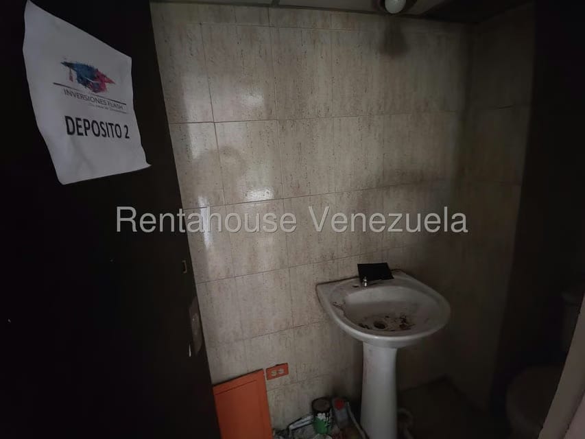 Comercial (Local Comercial) en Venta en Parroquia Altagracia, Distrito Metropolitano - 13