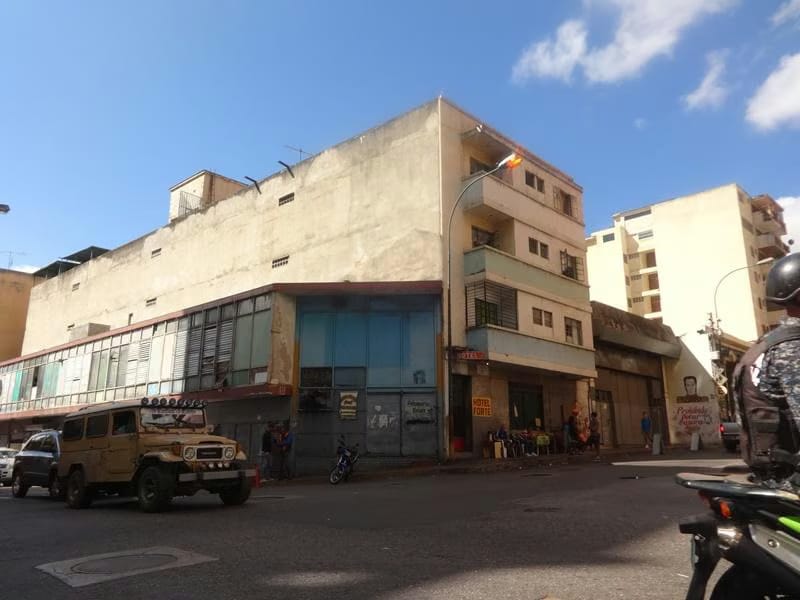 Comercial (Edificio) en Venta en Parroquia Santa Rosalia, Distrito Metropolitano - 9