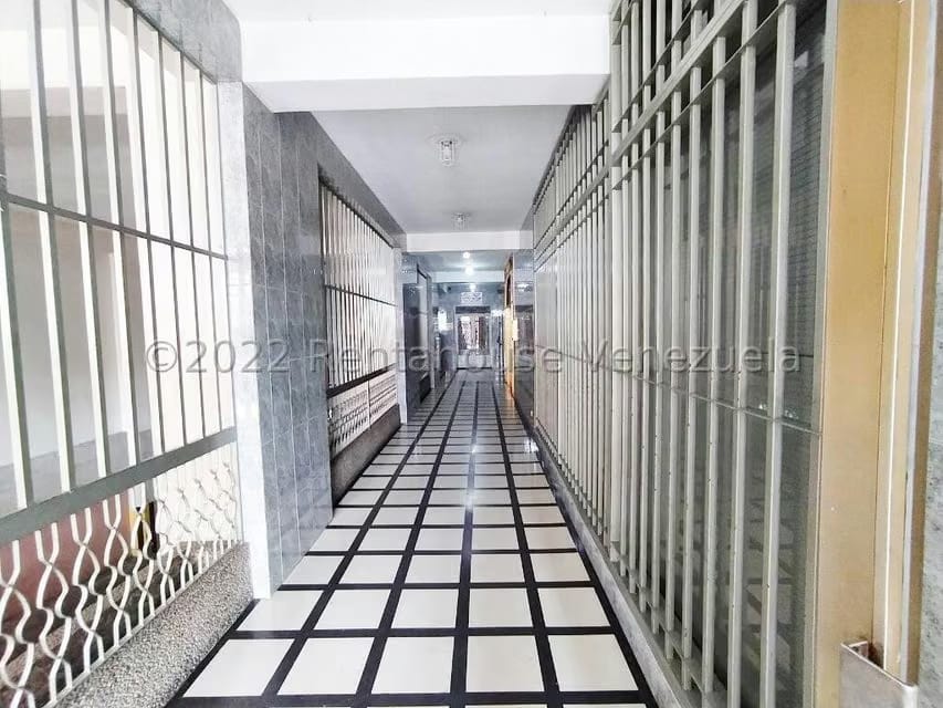 Comercial (Oficina) en Venta en Municipio Guaicaipuro, Miranda - 34