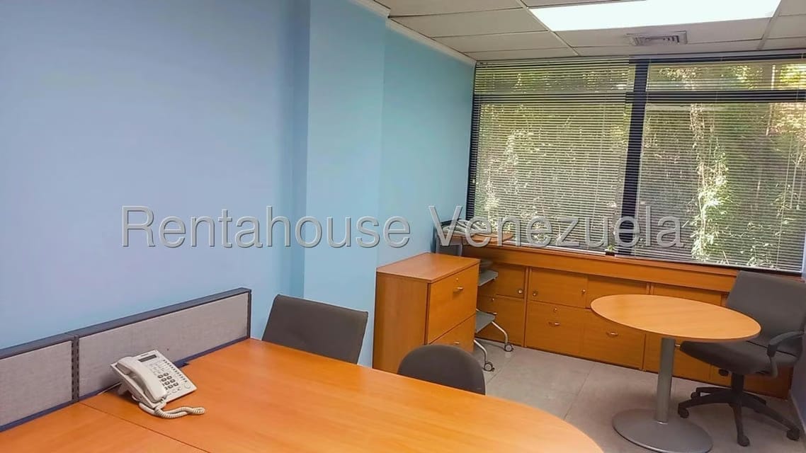 Comercial (Oficina) en Alquiler en Los Samanes, Distrito Metropolitano - 8