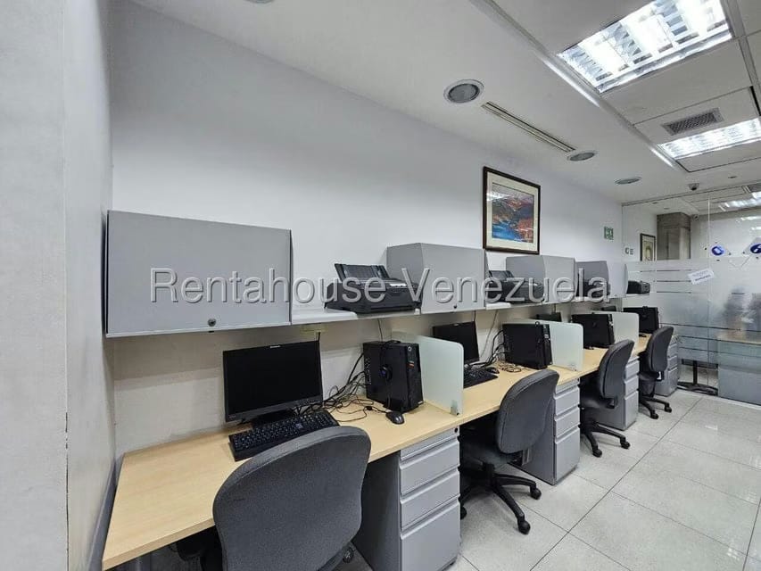 Comercial (Oficina) en Venta en Parroquia La Candelaria, Distrito Metropolitano - 32