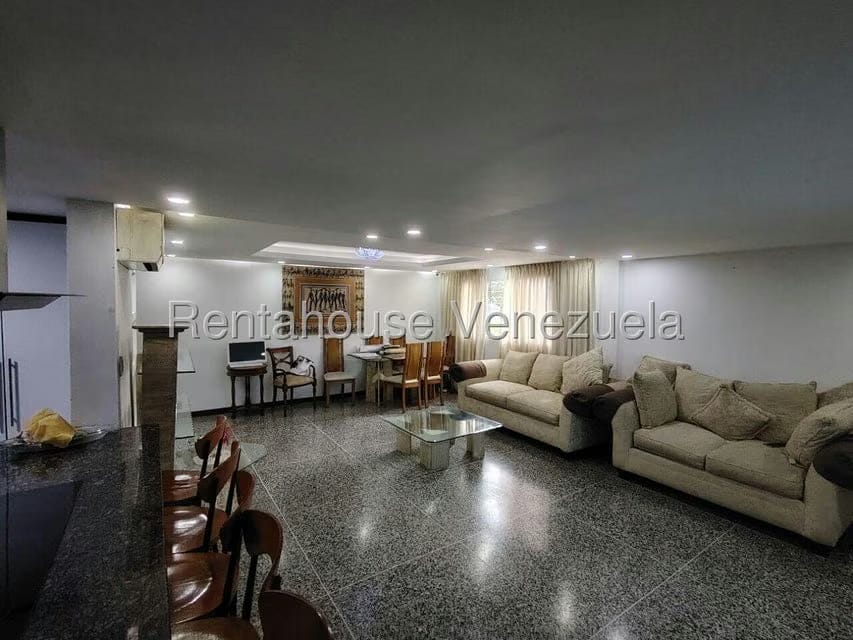 Apartamento (Duplex) en Venta en Colinas de Vista Alegre, Distrito Metropolitano - 3