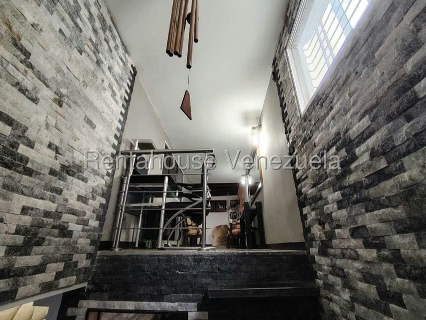 Apartamento (Duplex) en Venta en Colinas de Vista Alegre, Distrito Metropolitano - 23