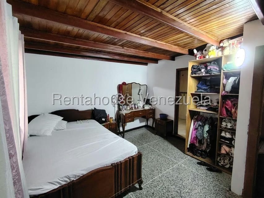 Apartamento (Duplex) en Venta en Colinas de Vista Alegre, Distrito Metropolitano - 32