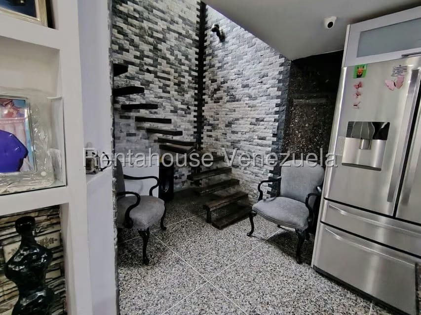 Apartamento (Duplex) en Venta en Colinas de Vista Alegre, Distrito Metropolitano - 10