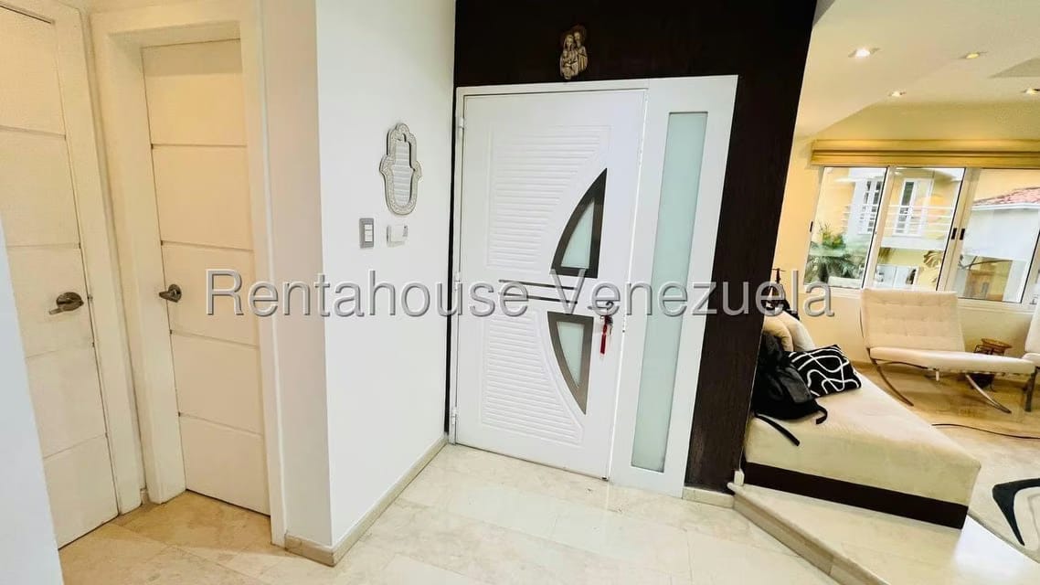 Casa (Multipes Niveles) en Alquiler en Cantarrana, Aragua - 2