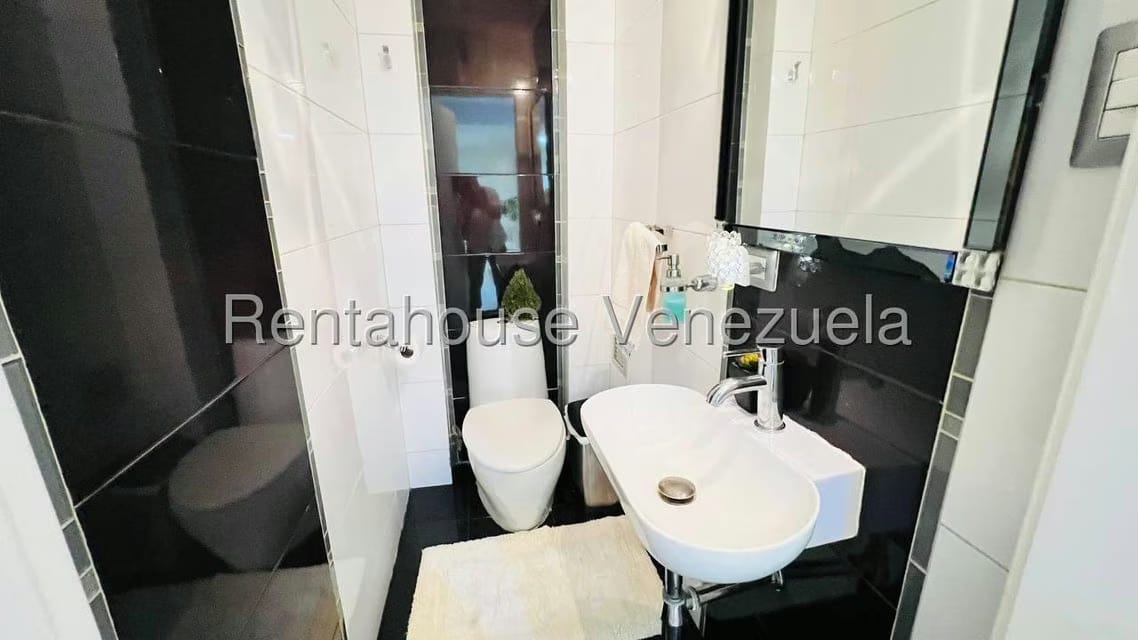 Casa (Multipes Niveles) en Alquiler en Cantarrana, Aragua - 24