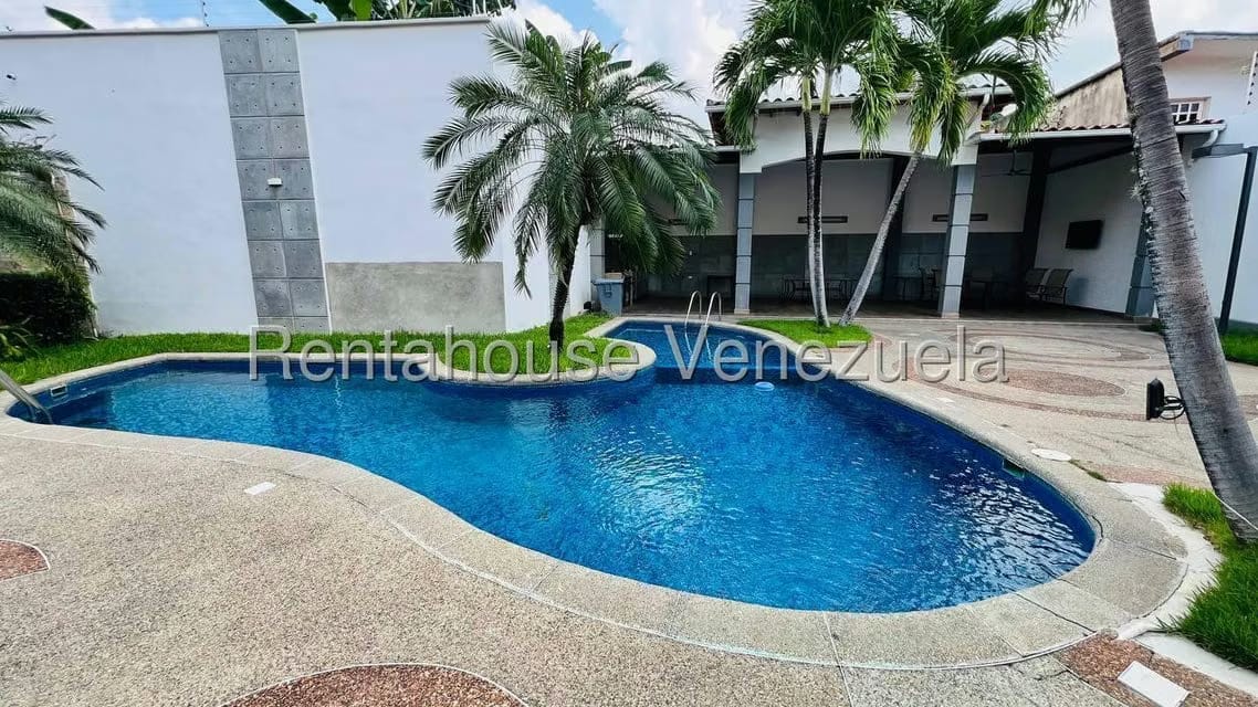 Casa (Multipes Niveles) en Alquiler en Cantarrana, Aragua - 46