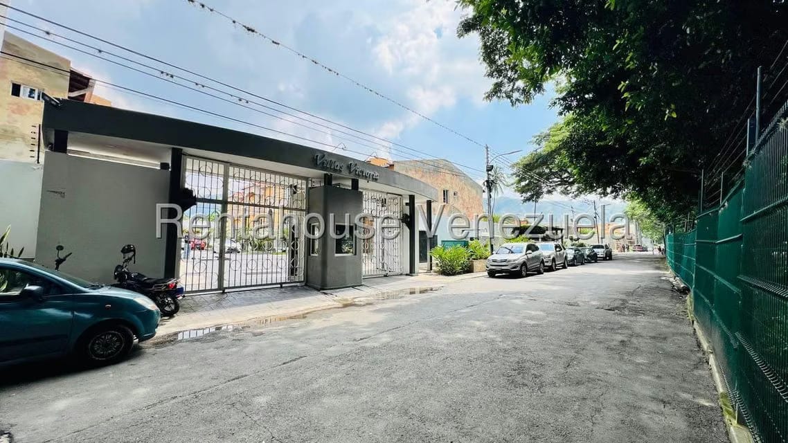 Casa (Multipes Niveles) en Alquiler en Cantarrana, Aragua - 57
