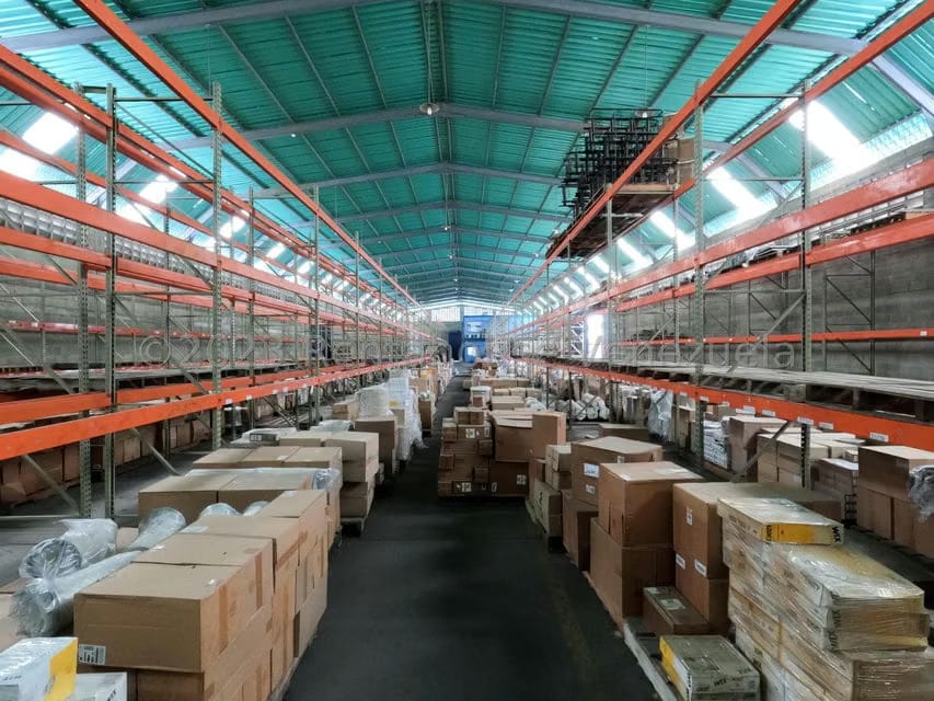 Comercial (Galpon - Deposito) en Venta en Zona Industrial 3, Lara - 20