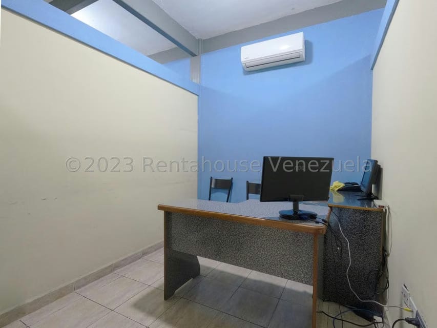 Comercial (Galpon - Deposito) en Venta en Zona Industrial 3, Lara - 8