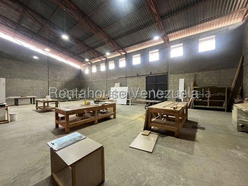 Comercial (Galpon - Deposito) en Venta en Centro, Lara