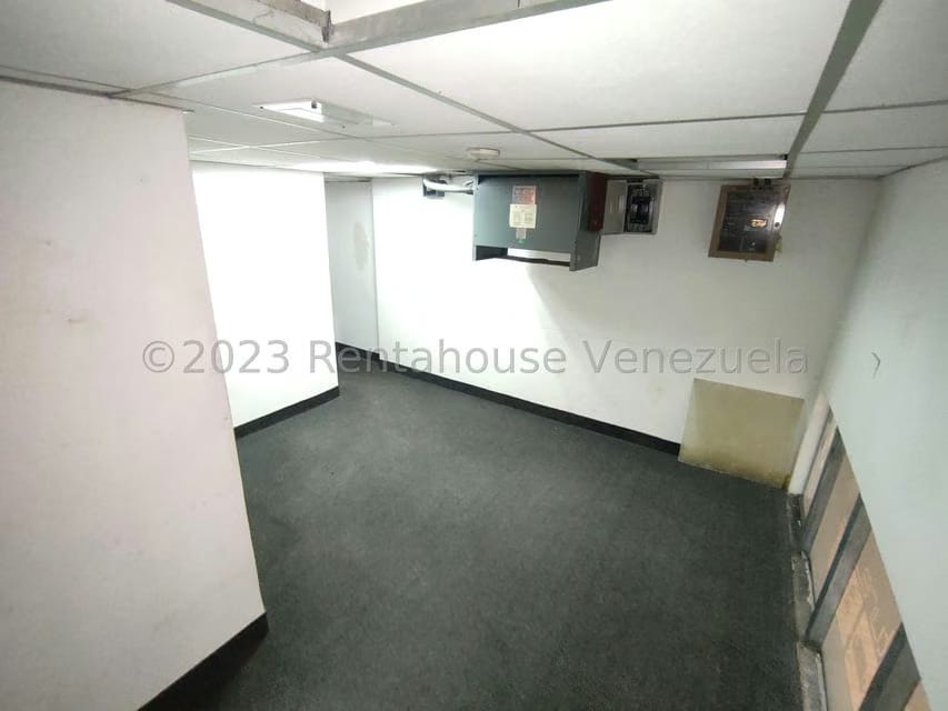 Comercial (Local Comercial) en Venta en Prados del Este, Distrito Metropolitano - 11