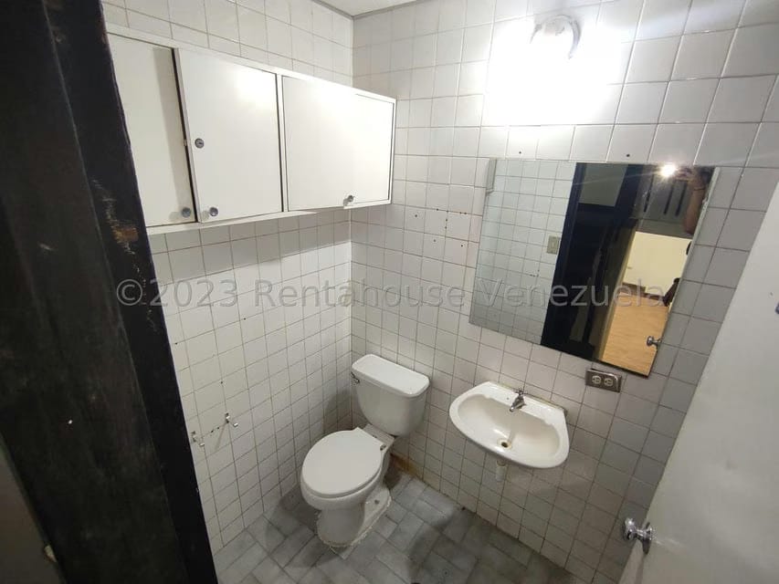 Comercial (Local Comercial) en Venta en Prados del Este, Distrito Metropolitano - 9