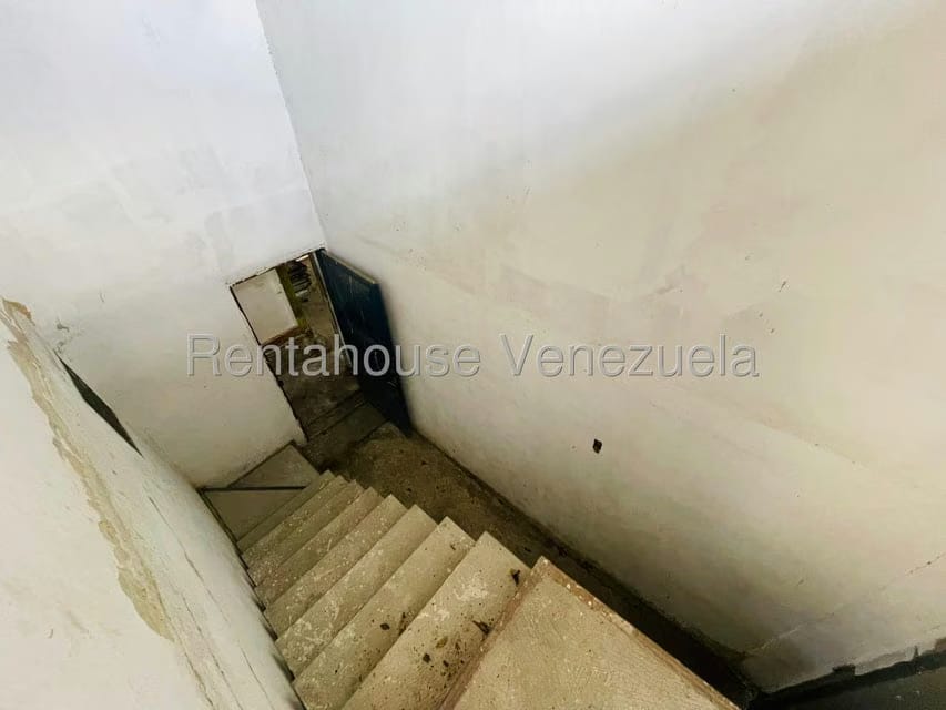 Comercial (Galpon - Deposito) en Venta en Zona Centro, Aragua - 25