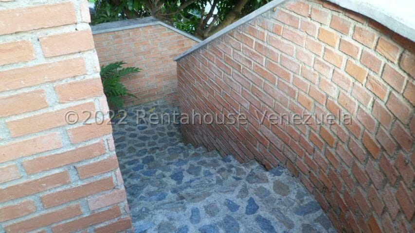 Casa (Multipes Niveles) en Venta en La Lagunita Country Club, Distrito Metropolitano - 11