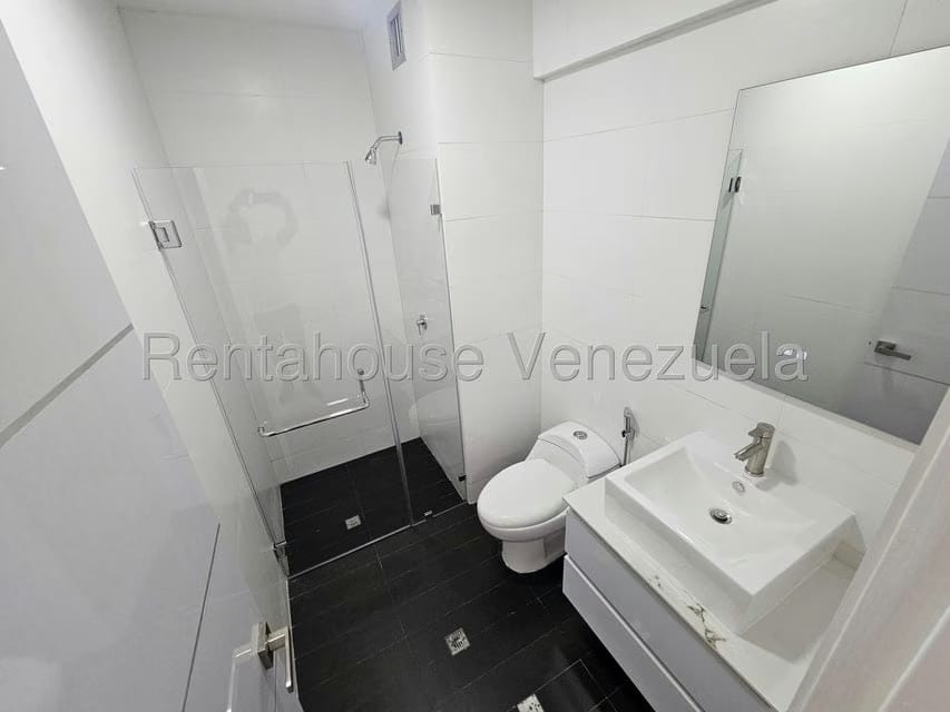 Apartamento (1 Nivel) en Venta en La Boyera, Distrito Metropolitano - 17