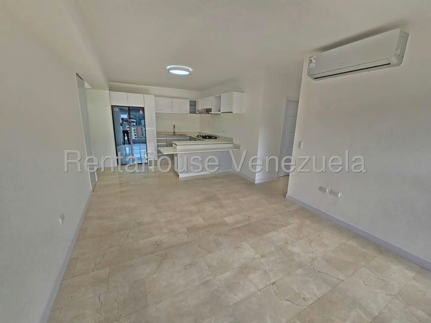 Apartamento (1 Nivel) en Venta en La Boyera, Distrito Metropolitano - 10