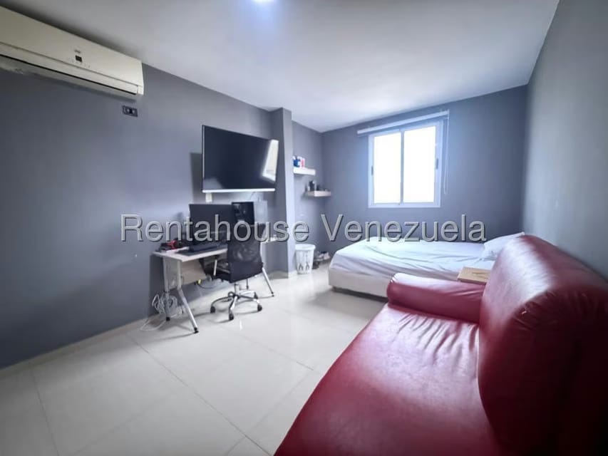 Casa (Duplex) en Venta en Ciudad Roca, Lara - 33