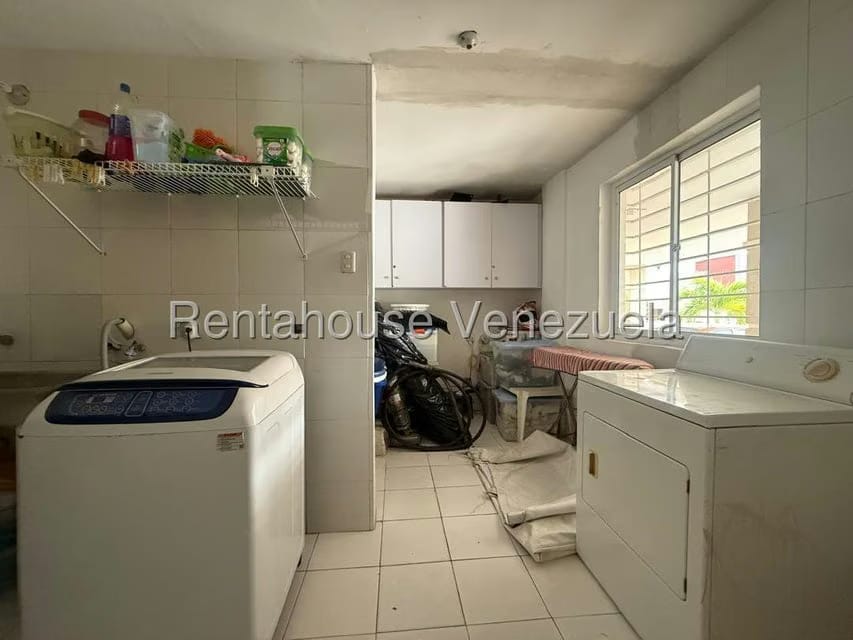 Casa (Duplex) en Venta en Ciudad Roca, Lara - 38