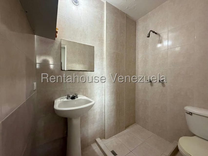Casa (Duplex) en Venta en Ciudad Roca, Lara - 40