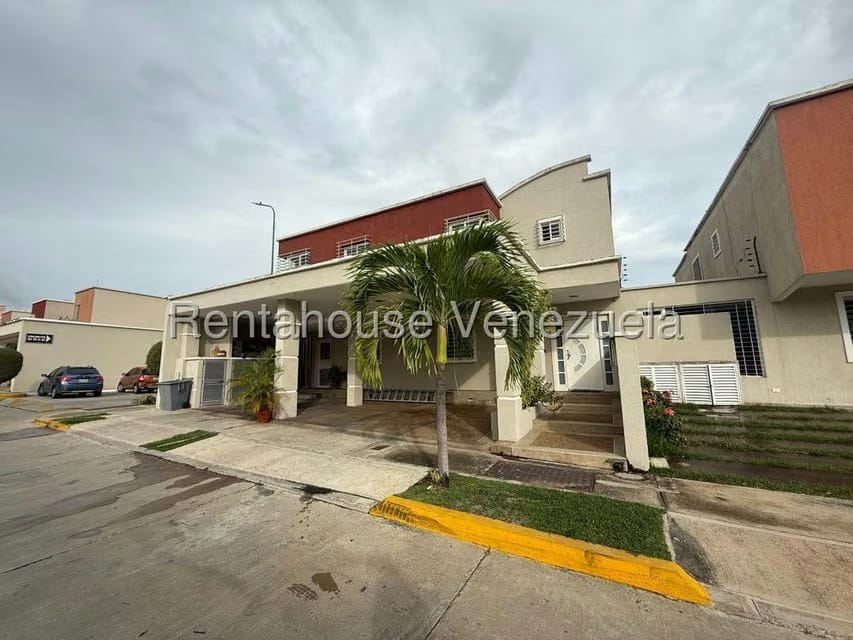 Casa (Duplex) en Venta en Ciudad Roca, Lara - 50