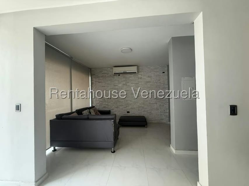 Casa (Duplex) en Venta en Ciudad Roca, Lara - 6