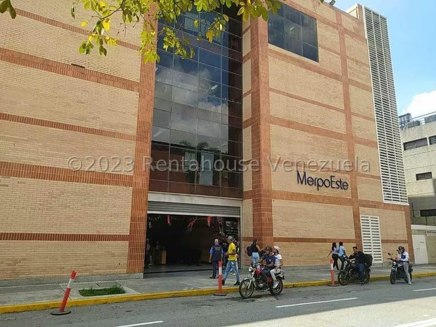 Comercial (Local Comercial) en Alquiler en Chacao, Distrito Metropolitano - 11