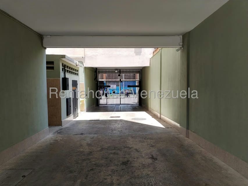 Apartamento (1 Nivel) en Venta en Centro, Carabobo - 16