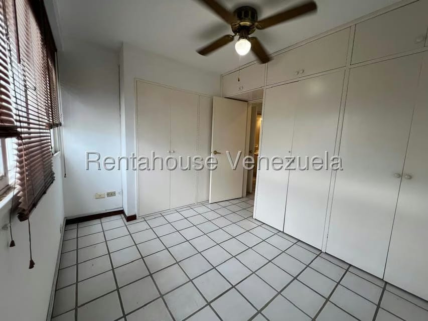 Apartamento (1 Nivel) en Alquiler en Santa Gertrudis, Distrito Metropolitano - 11