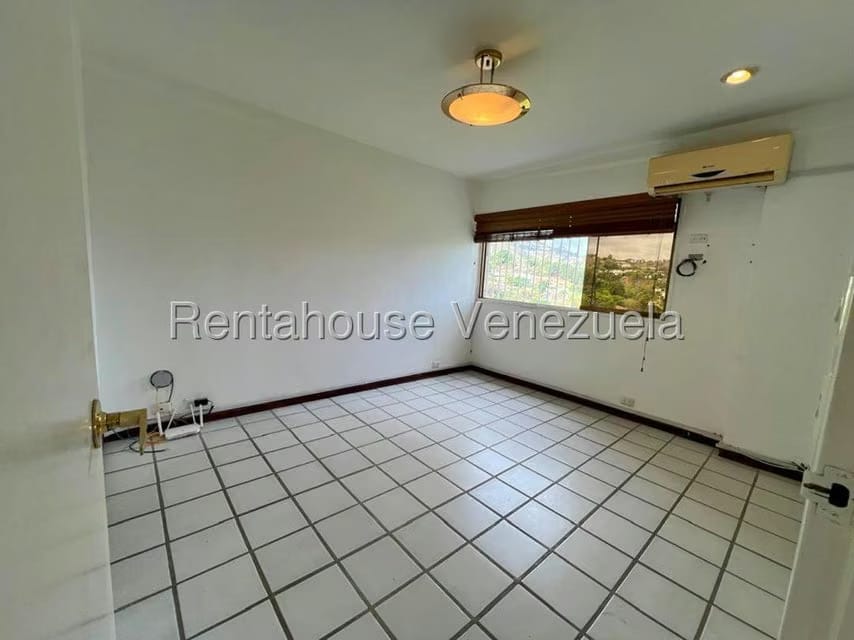 Apartamento (1 Nivel) en Alquiler en Santa Gertrudis, Distrito Metropolitano - 9