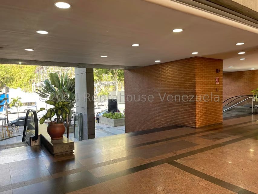 Comercial (Local Comercial) en Venta en El Cafetal, Distrito Metropolitano - 3