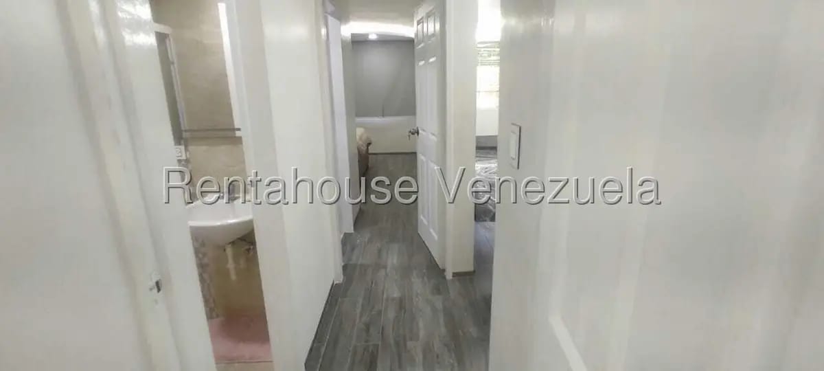 Apartamento (1 Nivel) en Alquiler en Buenaventura, Miranda - 8