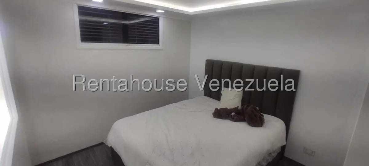 Apartamento (1 Nivel) en Alquiler en Buenaventura, Miranda - 10