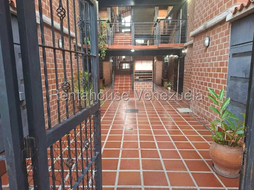 Apartamento (1 Nivel) en Venta en Nueva Casarapa, Miranda - 3